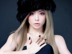 Ayumi Hamasaki Curhat Soal Cedera: “Kaki Kanan Aku Penuh Baut Warna Warni, Sakit Banget!” Ayumi Hamasaki, foto:Ig/A.you