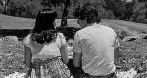 Loop Healing: Ketika Kenangan Lama Menyembuhkan Luka Baru ilustrasi Loop Healin - sumber foto FREEPIK