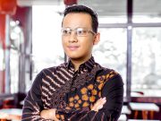 Industri Fashion Batik, Warisan Budaya yang Bertransformasi Menjadi Fashion Ikon Mode Global ilustrasi fashion batik - sumber foto BATIQA Hotels