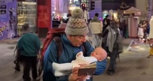 Mr. Bean Kejutkan London dengan Syuting Misterius di Piccadilly Circus Mr. Bean Kejutkan London dengan Syuting Misterius di Piccadilly Circus