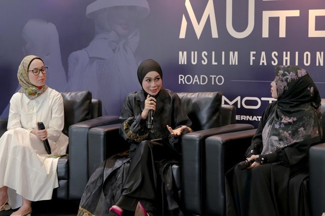 Diskusi Panel: Modesty Innovation with Purpose MUFFEST+ Road to IN2MOTIONFEST 2025 - sumber foto Istimewa Diskusi Panel: Modesty Innovation with Purpose MUFFEST+ Road to IN2MOTIONFEST 2025 - sumber foto Istimewa
