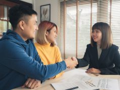 Mengelola Ekspektasi Klien: Tantangan Berat Gen Z di Dunia Agency ilustrasi mengelola ekspetasi klien - sumber gambar FREEPIK