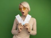 War Tiket Mudik: Begini Cara Setiap Zodiak Berstrategi Biar Gak Ketinggalan Kereta! ilustrasi war tiket mudik - sumber gambar FREEPIK