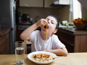 Ini Dia 5 Cara Mengajarkan Anak-Anak untuk Pertama Kali Puasa Ini Dia 5 Cara Mengajarkan Anak-Anak untuk Pertama Kali Puasa