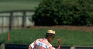 Tiger Woods Alami Cedera Achilles, Absen dari Masters 2025 Tiger Woods - sumber foto Instagram @sundayred