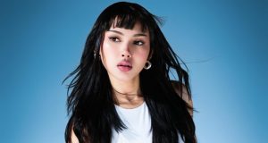 Lagu Baru, Gaya Baru: Shakira Jasmine Rilis “Selalu Kalah” Hadirkan Lirik Patah Hati dalam Balutan Modern Rock Chic Lagu Baru, Gaya Baru: Shakira Jasmine Rilis “Selalu Kalah” Hadirkan Lirik Patah Hati dalam Balutan Modern Rock Chic