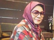 Slankers Berduka, Bunda Iffet Manajer Slank Wafat di Usia 87 Tahun Slankers Berduka, Bunda Iffet Manajer Slank Wafat di Usia 87 Tahun