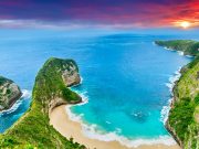 Kelingking Beach Nusa Penida Masuk Daftar Pantai Terbaik Dunia 2025—Yuk, Lihat Pesonanya yang Bikin Dunia Terpukau! Pantai Kelingking Nusa Penida Bali - sumber foto BATIQA Hotels
