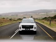 Saatnya Beralih ke Mobilitas Cerdas: JAECOO J7 Hadirkan SUV Hybrid Mewah dan Efisien untuk Masa Depan Indonesia JAECOO J7 Indonesia mobil hybrid 2025 - sumber foto Istimewa