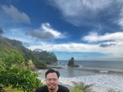 Pantai Karang Gantungan: Pesona Tersembunyi Sukabumi dengan Tebing Megah Pantai Karang Gantungan: Pesona Tersembunyi Sukabumi dengan Tebing Megah