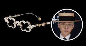 G-Dragon dan Gentle Monster Rilis Kacamata Bunga dengan Pesan Filosofis: Kamu Sudah Siap Koleksi? G-Dragon dan Gentle Monster Rilis Kacamata - sumber foto Istimewa