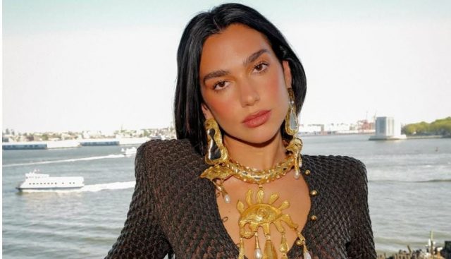 Lebih dari 400 Seniman Inggris, Termasuk Elton John & Dua Lipa, Desak Perlindungan Hak Cipta dari AI: Ini Alasannya!