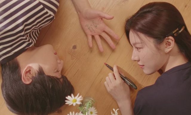 Visual Goals! Cha Eun-woo dan Go Yoon-jung Tunjukkan Chemistry di Kampanye Fashion MARITHE