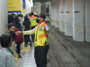 KAI Commuter Siagakan 124 Petugas di Tengah Aksi Ojek Online, Layanan KRL Tetap Normal KAI Commuter Siagakan 124 Petugas di Tengah Aksi Ojek Online, Layanan KRL Tetap Normal