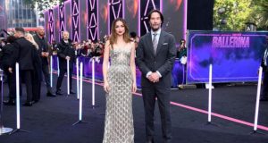 Spinoff John Wick “Ballerina” Resmi Dirilis: Ana de Armas Bersinar, Norman Reedus & Pedro Pascal Ramaikan Pemutaran Perdana Spinoff John Wick "Ballerina" Resmi Dirilis: Ana de Armas Bersinar, Norman Reedus & Pedro Pascal Ramaikan Pemutaran Perdana