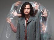 Dul Jaelani Refleksikan Bahaya Cinta dan Ilusi Dunia Lewat Single “Tipu Muslihat Dunia” Dul Jaelani Refleksikan Bahaya Cinta dan Ilusi Dunia Lewat Single "Tipu Muslihat Dunia"