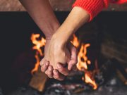 Taming the Flame: Jurus Ampuh Meluluhkan Hati Zodiak Fire Sign! Ilustrasi Taming the Flame: Jurus Ampuh Meluluhkan Hati Zodiak Fire Sign!, Foto: Freepik