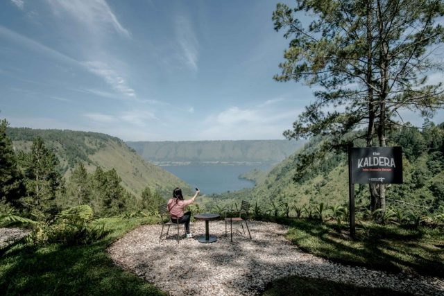 Kemenpar Undang Pengelola Geopark Kaldera Toba untuk Menindaklanjuti Peringatan “Yellow Card” UNESCO Kemenpar Undang Pengelola Geopark Kaldera Toba untuk Menindaklanjuti Peringatan “Yellow Card” UNESCO