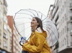 Jangan Sampai Ketinggalan! 5 Tren Fashion yang Pas Banget Buat Musim Pancaroba Jangan Sampai Ketinggalan! 5 Tren Fashion yang Pas Banget Buat Musim Pancaroba