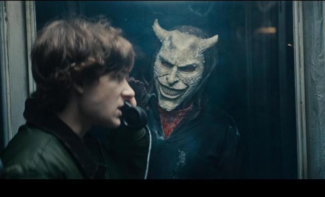 Trailer 'The Black Phone 2' di Rilis: Teror Lebih Keras, Lebih Menakutkan, dan Lebih Grafis!