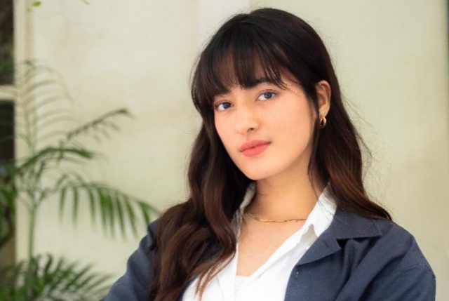 Mawar De Jongh Rilis Lagu Pop Upbeat Berjudul “Tinggal”, Soundtrack Film “Tinggal Meninggal” Karya Kristo Immanuel