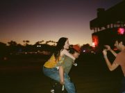 Billie Eilish dan Nat Wolff Kepergok Mesra di Balkon Hotel Venesia, Ini Kronologi Lengkapnya! Billie Eilish dan Nat Wolff Kepergok Mesra di Balkon Hotel Venesia, Ini Kronologi Lengkapnya!