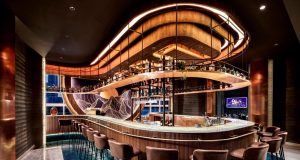The Oakbar: Destinasi Tersembunyi Bergaya Speakeasy & Coffee Lounge di Tengah Jakarta