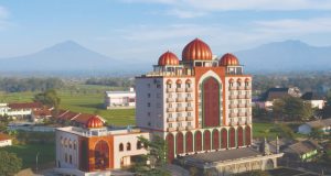 Hotel Al Hambra: Destinasi Liburan Idul Adha & Sekolah Paling Pas Buatmu!