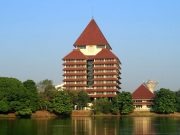 10 Kampus Terbaik Indonesia Versi QS WUR 2025, Universitas Indonesia Teratas! universitas Indonesia QS World University Rankings 2025 Indonesia - sumber foto Istock