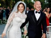 Pernikahan Mewah Pendiri Amazone Jeff Bezos & Lauren Sanchez di Venesia Habiskan 800 Miliar, Dihadiri Selebriti Dunia! Pernikahan Mewah Pendiri Amazone Jeff Bezos & Lauren Sanchez di Venesia Habiskan 800 Miliar, Dihadiri Selebriti Dunia!