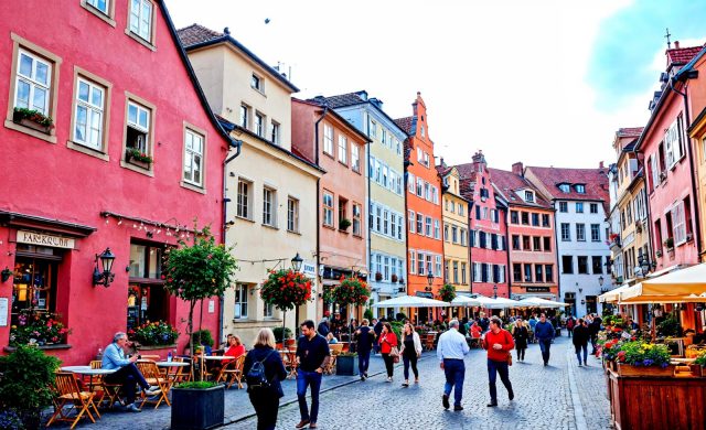 10 Kota Paling Layak Huni di Dunia Tahun 2025: Kopenhagen Geser Wina dari Puncak, Jakarta Naik Peringkat!