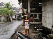 BPS Catat Jumlah Penduduk Miskin Capai Hampir 24 Juta Jiwa, Turun Tipis Dibanding Tahun Lalu BPS Catat Jumlah Penduduk Miskin Capai Hampir 24 Juta Jiwa, Turun Tipis Dibanding Tahun Lalu