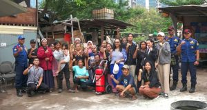 Komitmen Archipelago untuk Kampung Gasong: Pelatihan dan Donasi Alat Pemadam Kebakaran