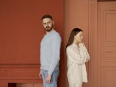 Cuma Penasaran? Kenali Tanda Pasangan yang Effort di Awal, Hilang di Tengah Jalan Ilustrasi Cuma Penasaran? Kenali Tanda Pasangan yang Effort di Awal, Hilang di Tengah Jalan. Foto: Freepik