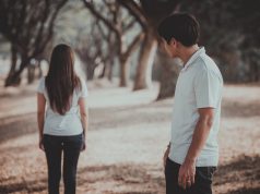 Kenapa Hubungan Tanpa Closure Selalu Menghantui? Ini Alasannya Ilustrasi Kenapa Hubungan Tanpa Closure Selalu Menghantui? Ini Alasannya. Foto: Freepik