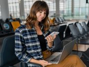 Jangan Asal Connect! Bahaya Tersembunyi di Wi-Fi Publik Bandara Jangan Asal Connect! Bahaya Tersembunyi di Wi-Fi Publik Bandara