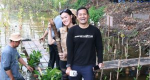 Paundra Hanutama: Wajah Baru Bapak Mangrove Indonesia yang Gaungkan Aksi Nyata untuk Bumi Paundra Hanutama: Wajah Baru Bapak Mangrove Indonesia yang Gaungkan Aksi Nyata untuk Bumi