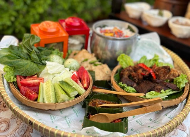 Rayakan 17 Agustus dengan Staycation & Pesta Kuliner di Holiday Inn & Suites Jakarta Gajah Mada Rayakan 17 Agustus dengan Staycation & Pesta Kuliner di Holiday Inn & Suites Jakarta Gajah Mada