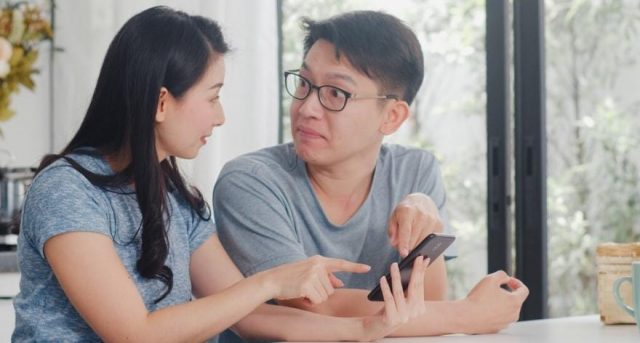 Sudah Balas Chat atau Baru Bayangin? Mengupas Fenomena 'Phantom Texting' yang Bikin Salah Paham
