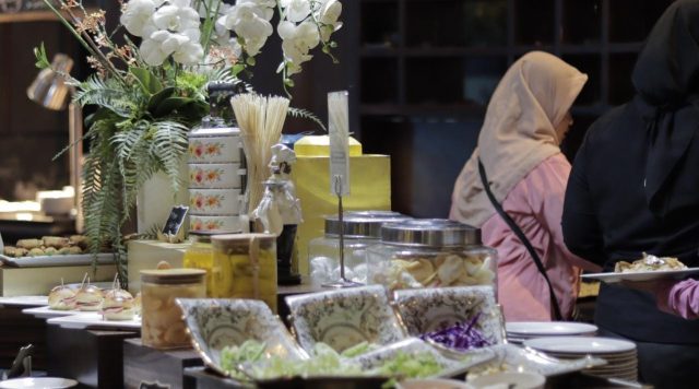 Hangout Hemat di Blok M: Buffet MALABAR Sotis Hotel Falatehan Hanya Rp88.000/Pax