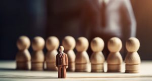 ilustrasi Key Opinion Leader KOL - sumber foto AI Freepik