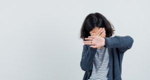 Bias Kenormalan, Ketika Otak Kita Menolak Mengakui Bahaya ilustrasi bias kenormalan normalcy bias - sumber foto Freepik