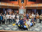 Kemenpar Perkuat Standar Keselamatan dan Keamanan Wisata Arung Jeram Kemenpar Perkuat Standar Keselamatan dan Keamanan Wisata Arung Jeram