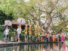 Autograph Moment Week 2025 di Amarterra Villas Bali, Menyatu dengan Budaya Lewat Balinese Blessing Ritual Balinese Parade - Autograph Moment Week 2025 - sumber foto Istimewa