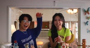 Video Musik “2” Rilis: Chemistry Hoshino Gen dan Lee Youngji Bikin Baper Video Musik “2” Rilis: Chemistry Hoshino Gen dan Lee Youngji Bikin Baper