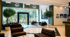 Waringin Hospitality Resmi Kelola De La Charis Hotel Tuban, Dorong Pertumbuhan Pariwisata Pesisir Utara Jawa