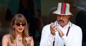 Swifties, Siap-Siap! Taylor Swift di Kabarkan Rencanakan Pernikahan Awal Tahun 2026 Swifties, Siap-Siap! Taylor Swift di Kabarkan Rencanakan Pernikahan Awal Tahun 2026