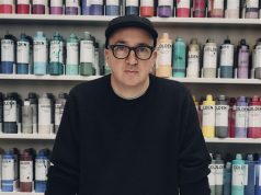 KAWS Jadi Artist In Residence Pertama UNIQLO, Siap Hadirkan Sentuhan Seni di LifeWear KAWS Jadi Artist In Residence Pertama UNIQLO, Siap Hadirkan Sentuhan Seni di LifeWear - foto: Dok. Uniqlo