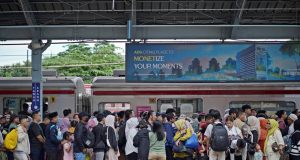 KAI Commuter & LRT Jabodebek: Integrasi Transportasi Publik yang Bikin Perjalanan Harian Lebih Praktis integrasi transportasi publik KAI Commuter, LRT Jabodebek - sumber foto KAI Commuter
