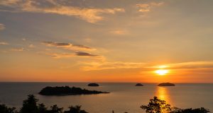 Anda Penyuka Sunset? Kenali 5 Karakter Seseorang yang Suka Sunset Anda Penyuka Sunset? Kenali 5 Karakter Seseorang yang Suka Sunset